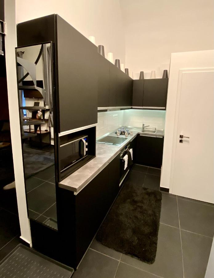 Apartment Kiraly Street , Stylish Budapest